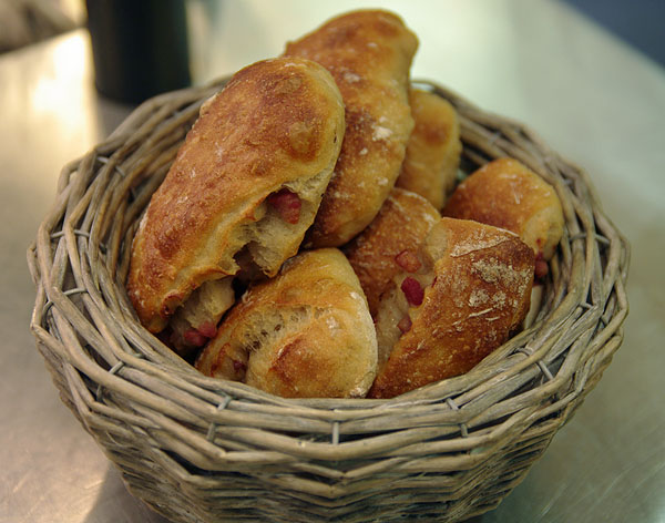 Petit pain aux lardons